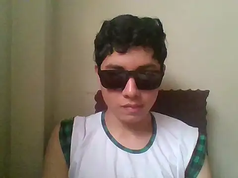 Snapshot of twinkboy593 chatting on October 6, 2025, 9:12 pm twinkboy593 online show from October 6, 2025, 9:12 pm