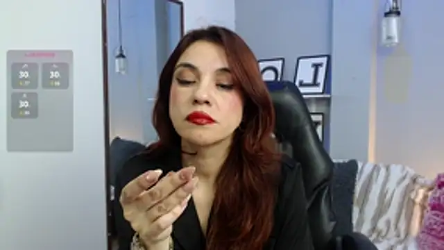 KendallWood  online show from February 9, 2026, 8:46 pm