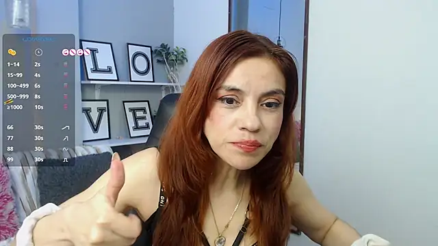 Snapshot of KendallWood_ chatting on May 13, 2026, 2:31 am KendallWood online show from May 13, 2026, 2:31 am