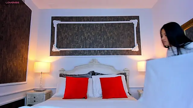 Snapshot of SharonBonet chatting on October 28, 2025, 11:14 am SharonBonet online show from October 28, 2025, 11:14 am