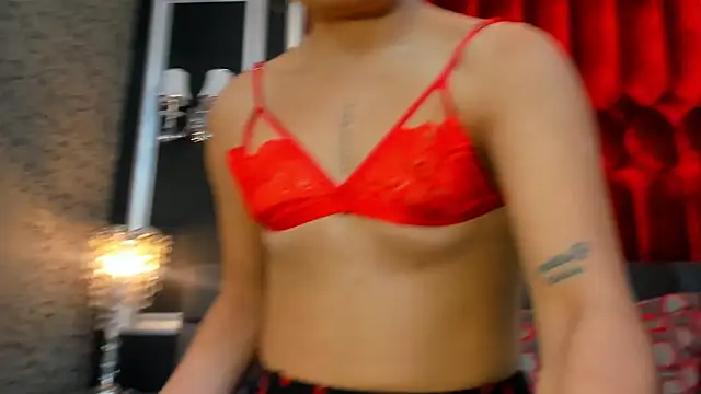 Snapshot of SharonBonet chatting on November 11, 2025, 11:32 am SharonBonet online show from November 11, 2025, 11:32 am