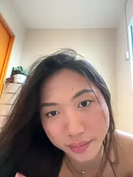 cassie cakes online show from November 17, 2025, 8:31 am