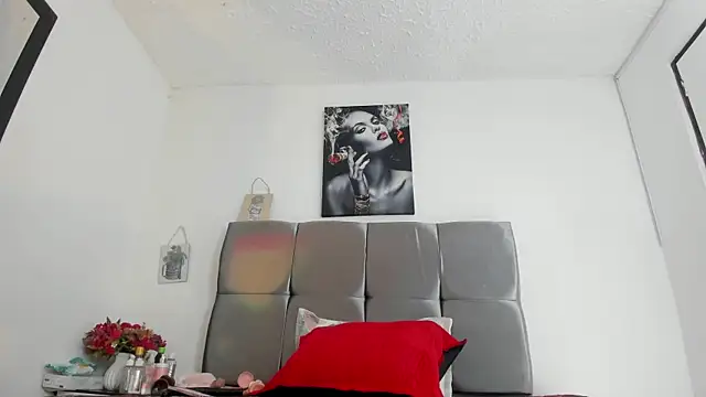 Snapshot of Karol_wish chatting on July 10, 2026, 4:06 am Karol wish online show from July 10, 2026, 4:06 am