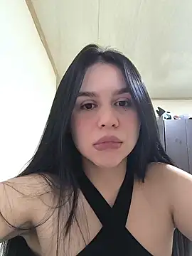 Daniela-rosee online show from May 23, 2026, 10:58 pm