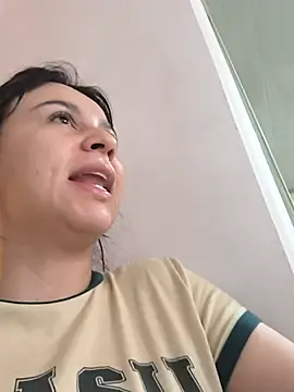Daniela-rosee online show from July 9, 2026, 4:00 pm
