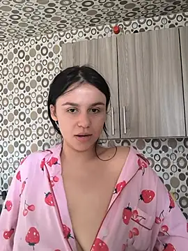 Daniela-rosee online show from July 18, 2026, 8:01 pm