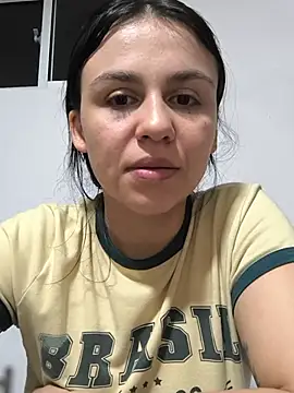 Daniela-rosee online show from July 20, 2026, 5:44 am