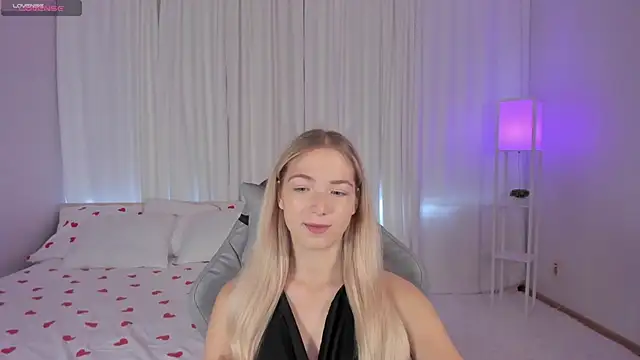 Snapshot of Susan_Mimi chatting on September 23, 2025, 3:20 am Susan Mimi online show from September 23, 2025, 3:20 am