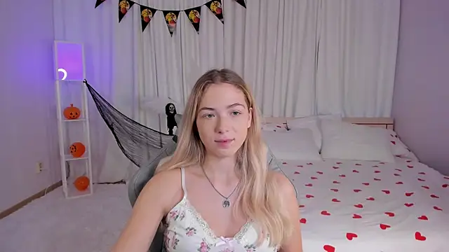 Snapshot of Susan_Mimi chatting on November 6, 2025, 3:29 am Susan Mimi online show from November 6, 2025, 3:29 am