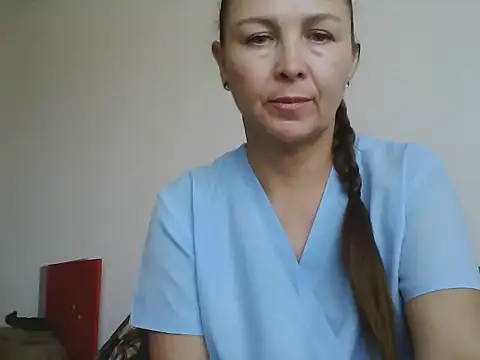Avelinii online show from May 11, 2026, 9:04 am