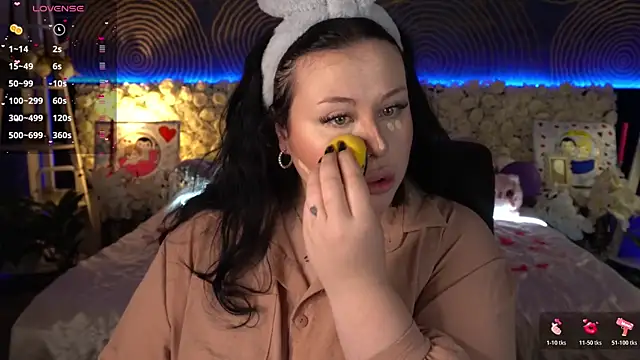 SerahMirabeli online show from March 14, 2026, 7:52 pm