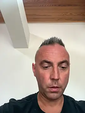 Marronglace1 online show from September 18, 2025, 10:39 am