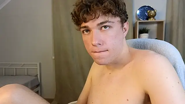 Snapshot of MarkShot_ chatting on September 19, 2025, 4:51 pm MarkShot online show from September 19, 2025, 4:51 pm