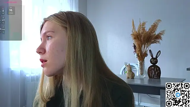 Snapshot of Succubelle chatting on October 24, 2025, 6:10 am Succubelle online show from October 24, 2025, 6:10 am