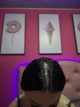 Megaan  More online show from November 14, 2025, 2:10 am