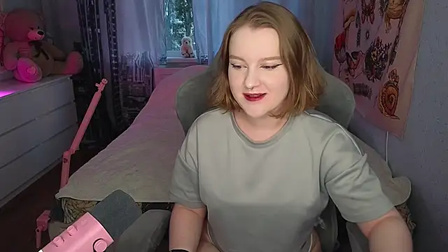 Snapshot of OliviaBlade chatting on September 12, 2025, 1:55 pm OliviaBlade online show from September 12, 2025, 1:55 pm