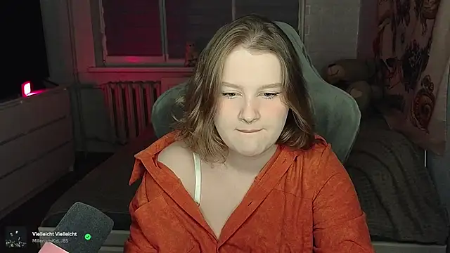 Snapshot of OliviaBlade chatting on September 21, 2025, 2:08 pm OliviaBlade online show from September 21, 2025, 2:08 pm