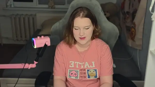 Snapshot of OliviaBlade chatting on September 27, 2025, 2:11 pm OliviaBlade online show from September 27, 2025, 2:11 pm