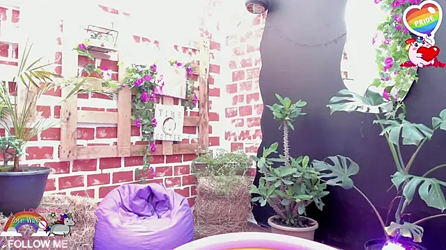 Charlotte Landry   online show from June 20, 2026, 3:48 pm