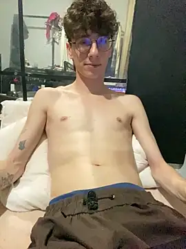 Snapshot of HeiRique chatting on October 29, 2025, 3:53 am HeiRique online show from October 29, 2025, 3:53 am