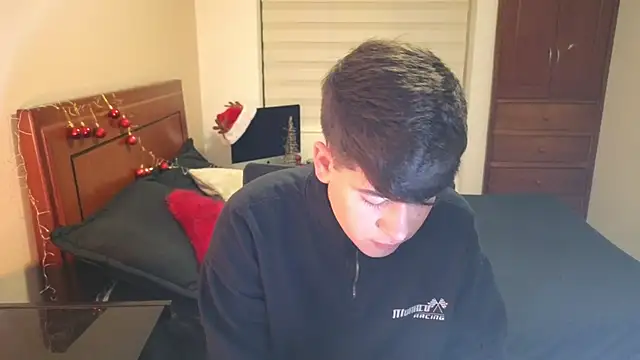 tightncuteass online show from November 27, 2025, 12:35 am