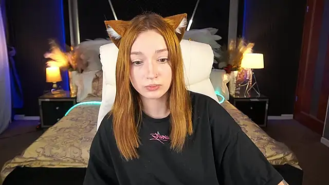 FoxyMayy online show from June 28, 2026, 7:09 pm