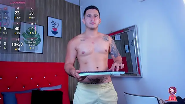 Snapshot of big-tyler chatting on November 11, 2025, 8:09 pm big-tyler online show from November 11, 2025, 8:09 pm