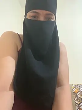 Snapshot of Wild-Nayra chatting on October 30, 2025, 10:10 pm Wild-Nayra online show from October 30, 2025, 10:10 pm