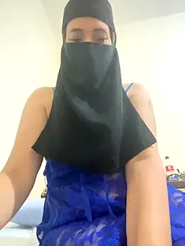 Snapshot of Wild-Nayra chatting on November 6, 2025, 11:48 pm Wild-Nayra online show from November 6, 2025, 11:48 pm