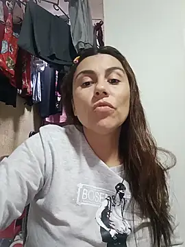 Snapshot of vanessa-titisM chatting on June 10, 2026, 1:50 am vanessa-titisM online show from June 10, 2026, 1:50 am