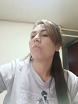 Snapshot of vanessa-titisM chatting on July 14, 2026, 4:06 am vanessa-titisM online show from July 14, 2026, 4:06 am