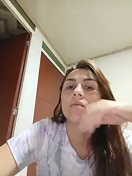 Snapshot of vanessa-titisM chatting on July 30, 2026, 2:43 am vanessa-titisM online show from July 30, 2026, 2:43 am