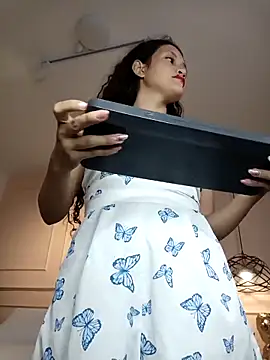 ArielBlossom    online show from March 14, 2026, 12:10 pm