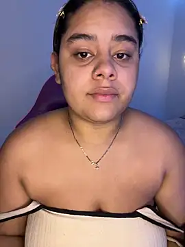 Snapshot of Anabelle_00_ chatting on May 13, 2026, 3:15 am Anabelle 00 online show from May 13, 2026, 3:15 am