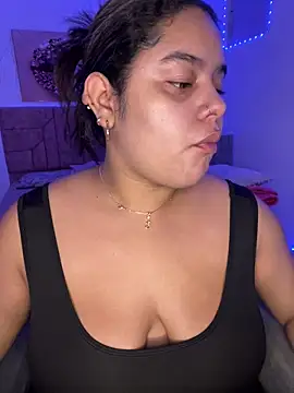 Snapshot of Anabelle_00_ chatting on July 2, 2026, 3:23 am Anabelle 00 online show from July 2, 2026, 3:23 am
