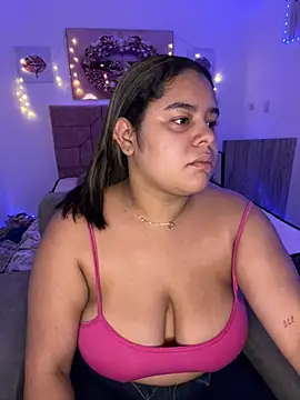 Snapshot of Anabelle_00_ chatting on July 7, 2026, 3:20 am Anabelle 00 online show from July 7, 2026, 3:20 am