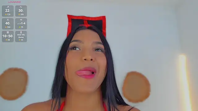 AliisonWells online show from September 26, 2025, 3:16 pm