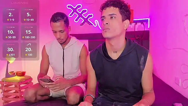 Snapshot of Lucky_boys__X chatting on October 17, 2025, 11:46 am Lucky boys X online show from October 17, 2025, 11:46 am