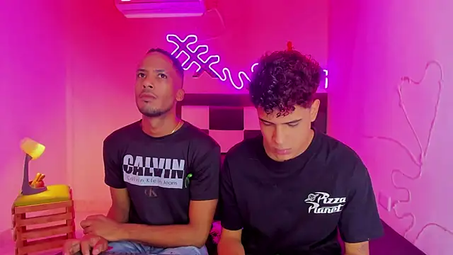 Snapshot of Lucky_boys__X chatting on October 26, 2025, 12:11 pm Lucky boys X online show from October 26, 2025, 12:11 pm