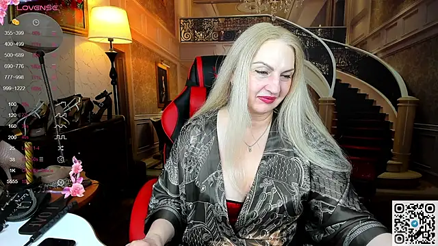 Snapshot of Nina_Devillle chatting on May 31, 2026, 1:47 am Nina Devillle online show from May 31, 2026, 1:47 am