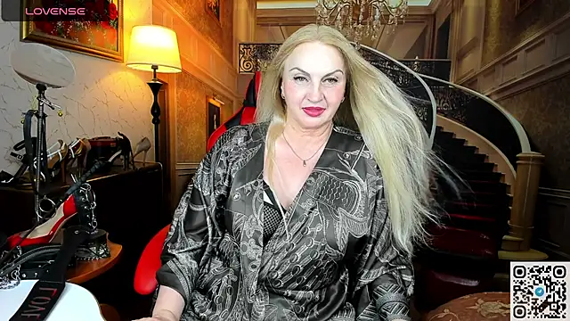 Snapshot of Nina_Devillle chatting on July 26, 2026, 3:30 pm Nina Devillle online show from July 26, 2026, 3:30 pm