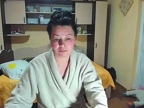 Soffy Skye online show from February 16, 2026, 5:14 am