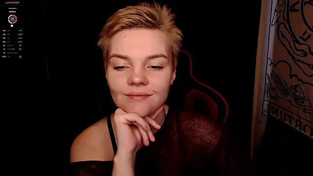 Snapshot of KrisNeal chatting on November 3, 2025, 10:16 am KrisNeal online show from November 3, 2025, 10:16 am