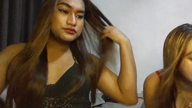 Elysia Fox online show from June 19, 2026, 6:51 am