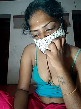 Snapshot of Tamil_Kavitha chatting on October 16, 2025, 7:15 pm Tamil Kavitha online show from October 16, 2025, 7:15 pm