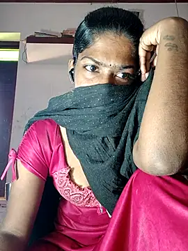 Snapshot of Tamil_Kavitha chatting on December 19, 2025, 4:41 am Tamil Kavitha online show from December 19, 2025, 4:41 am