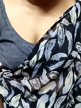 Snapshot of preethi-lovely chatting on September 14, 2025, 4:39 pm preethi-lovely online show from September 14, 2025, 4:39 pm