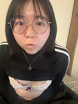 piffydream online show from March 26, 2026, 2:33 pm