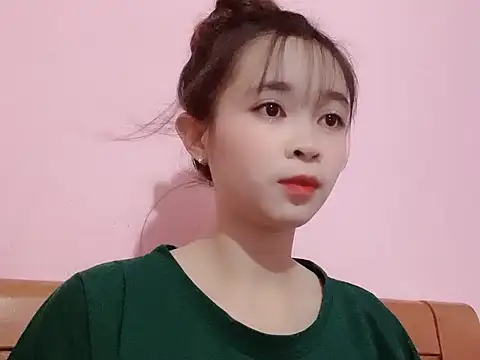 Snapshot of Suna7383 chatting on September 28, 2025, 2:55 pm Suna7383 online show from September 28, 2025, 2:55 pm