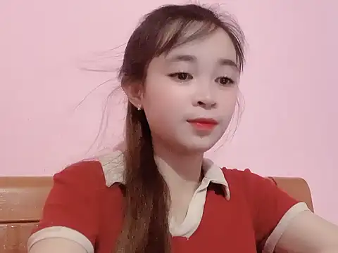 Snapshot of Suna7383 chatting on October 15, 2025, 5:24 pm Suna7383 online show from October 15, 2025, 5:24 pm